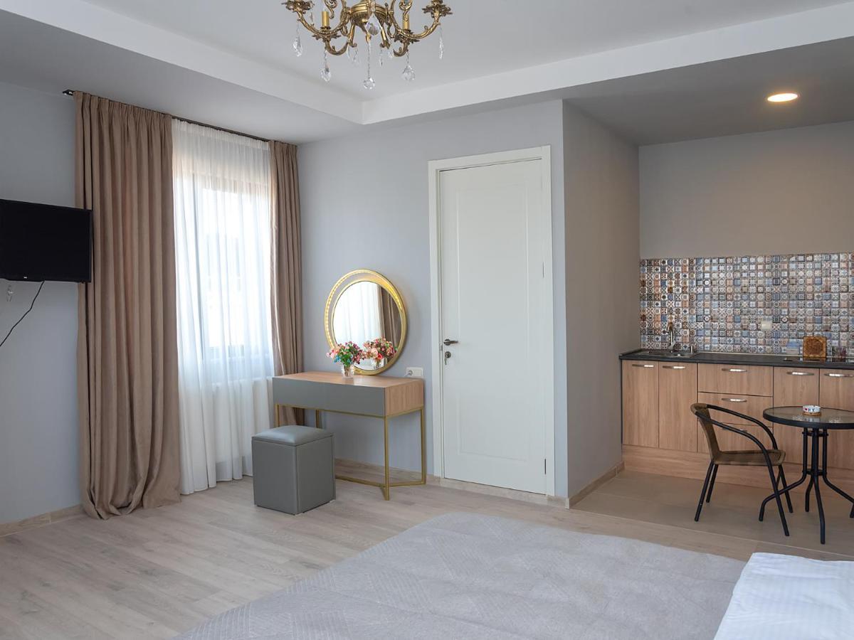 Tbilisi Mare Hotel Buitenkant foto