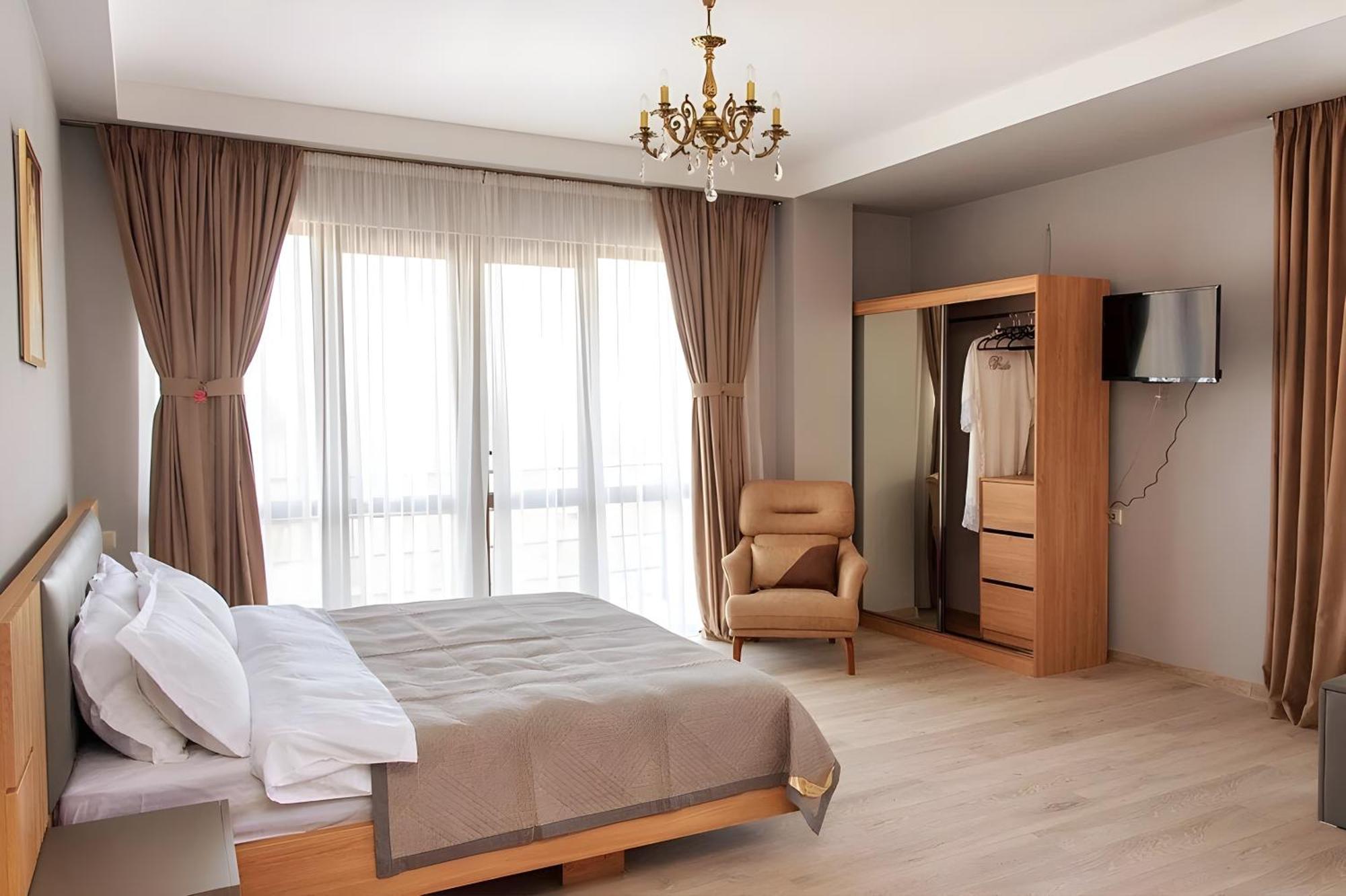 Tbilisi Mare Hotel Buitenkant foto
