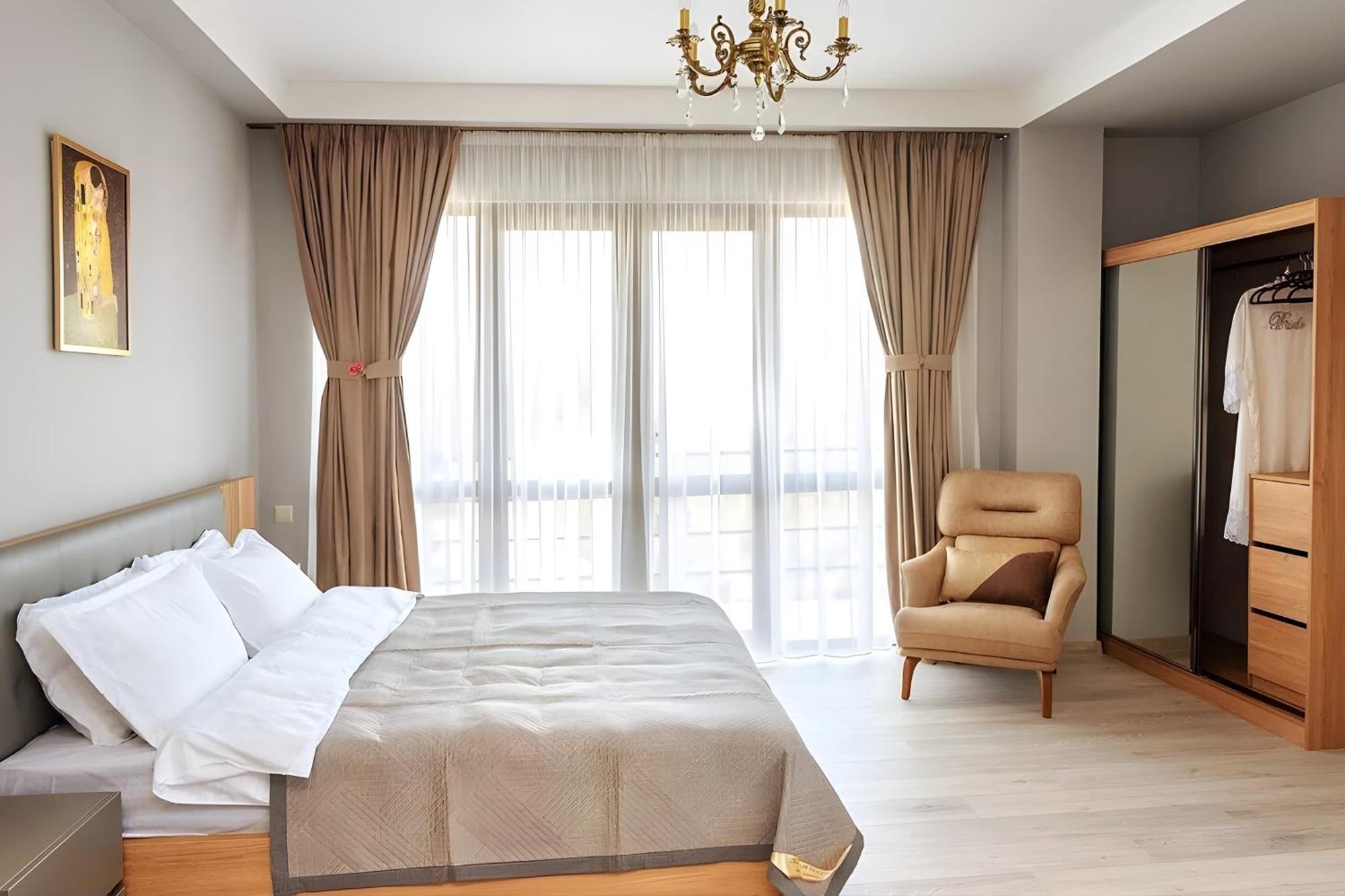 Tbilisi Mare Hotel Buitenkant foto